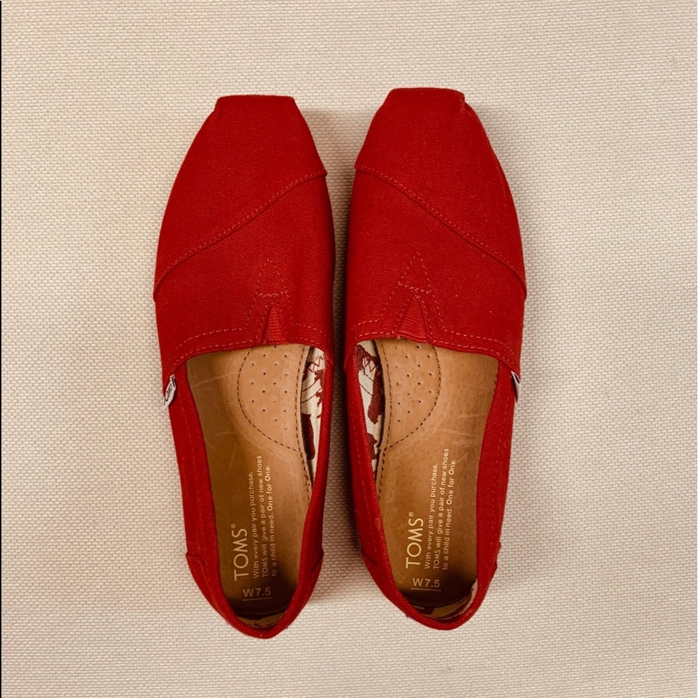 Red Toms (great condition!) 🤩